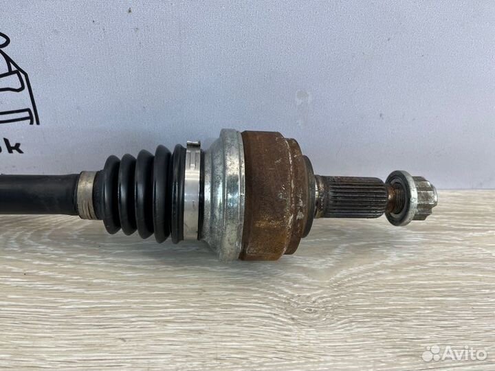 Привод задний левый Audi Q7 4L 3.6 BHK 2008