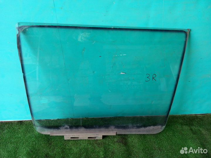 Стекла б/у M. Pajero Sport K9 1997-2008