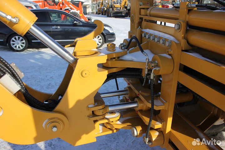 Экскаватор-погрузчик Redstar T20/20, 2024