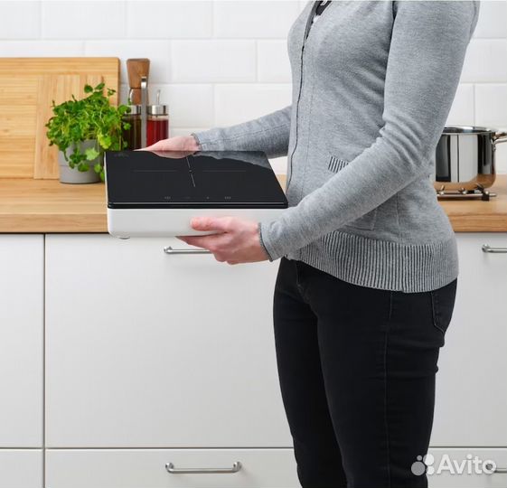 Индукционная плита переносная. Тилльреда Икеа