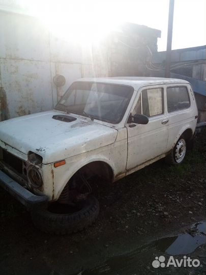 Нива 2121 на запчасти