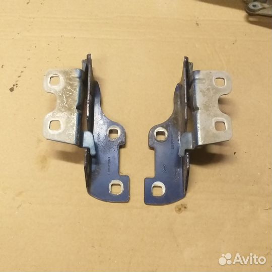 Петли капота рено клио 2 симбол