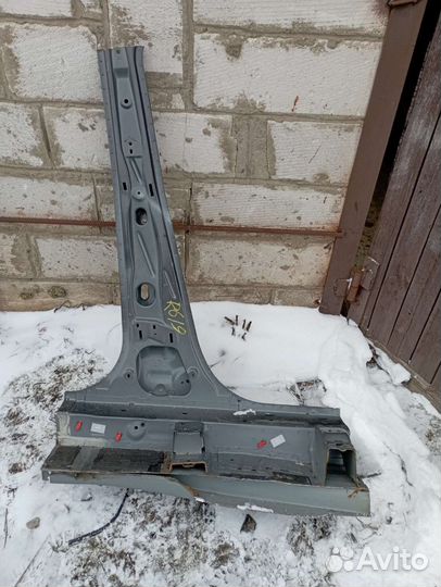 Стойка центральная левая mazda CX9 2016-2022