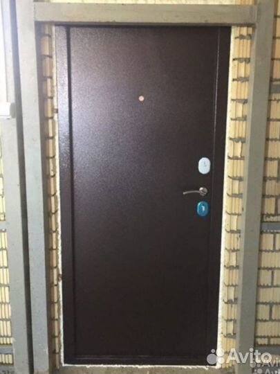 Дверь входная метал / метал