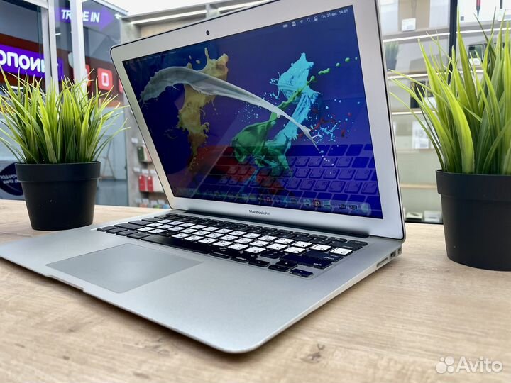 Apple MacBook Air 13 Early 2015 A1466