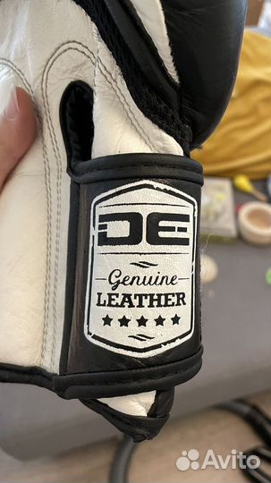 Боксерские перчатки