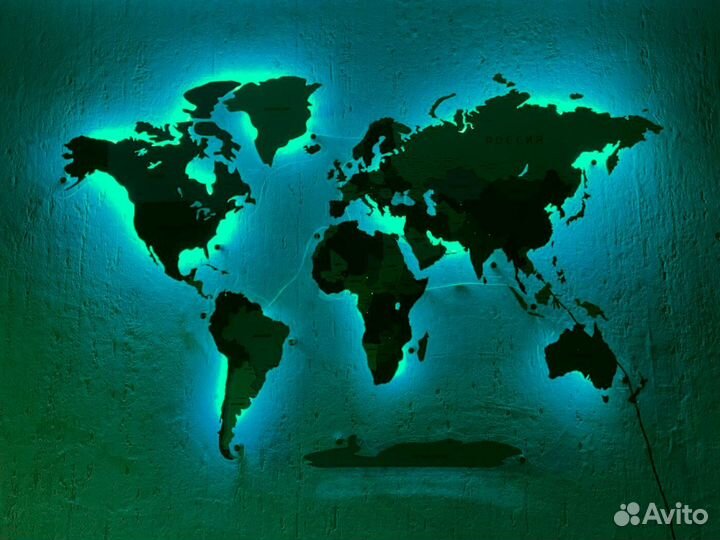 Карта мира из дерева с подсветкой