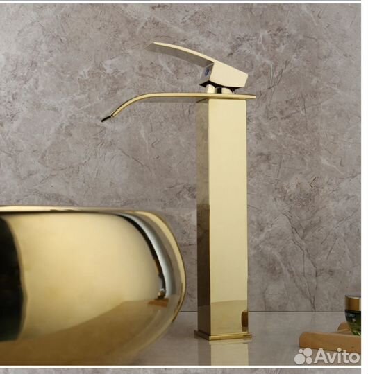 Смеситель для раковины высокий