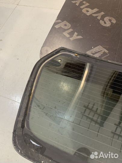 Стекло двери багажника subaru forester 2007