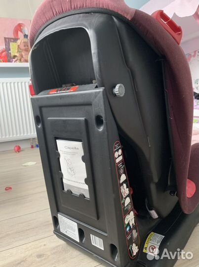 Детское автомобильное кресло