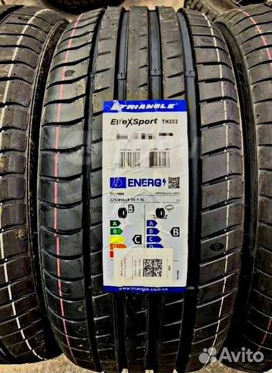 Triangle EffeXSport TH202 285/45 R19 и 255/50 R19 111Y