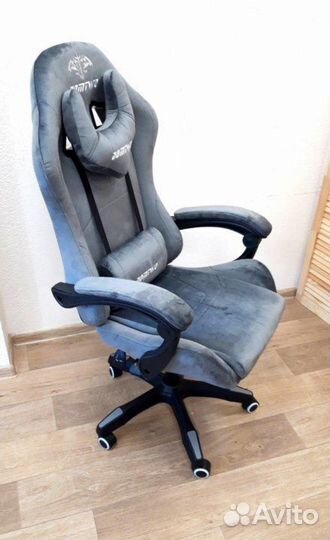 Офисное компьютерное кресло