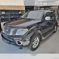 Nissan Pathfinder 2.5 MT, 2012, 300 000 км, с пробегом, цена 1 365 000 руб.