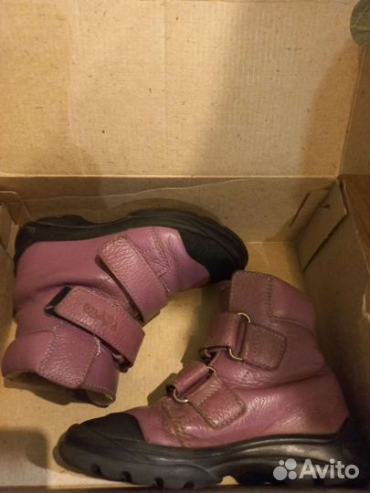 Ботинки детские 27 размер тотта