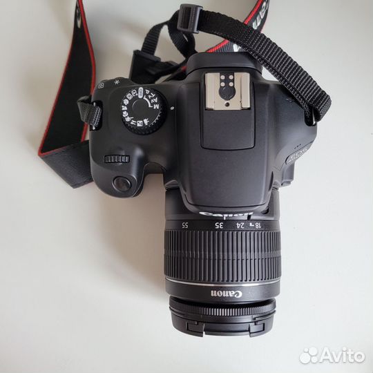 Зеркальный фотоаппарат Canon 4000D Новый