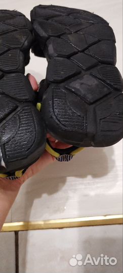 Сандалии. Босоножки. 31