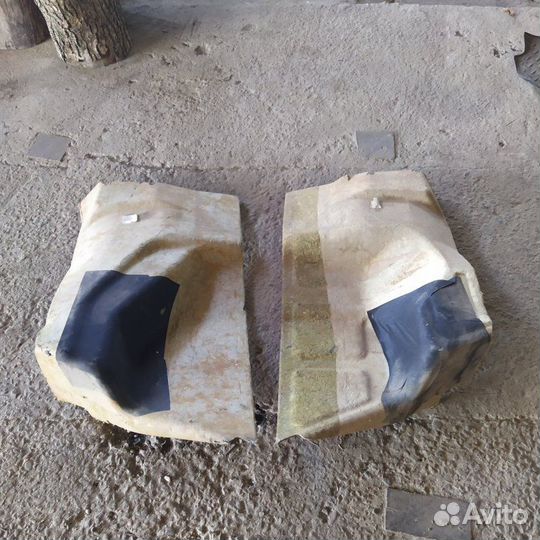 Обшивка багажника задняя Ford Focus 1 седан 2.0