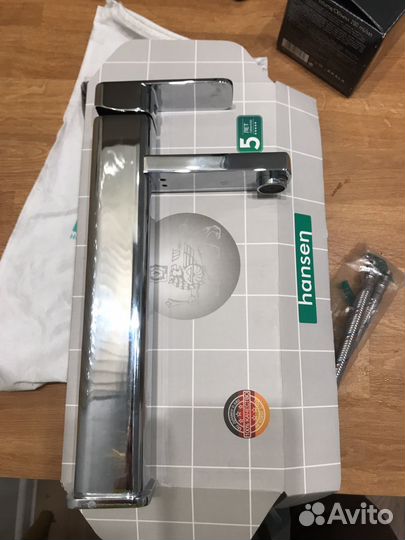 Смеситель для раковины hansen