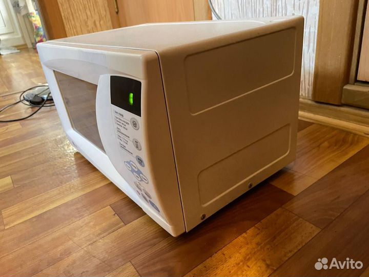 Микроволновая печь LG MS 1944X (на запчасти)