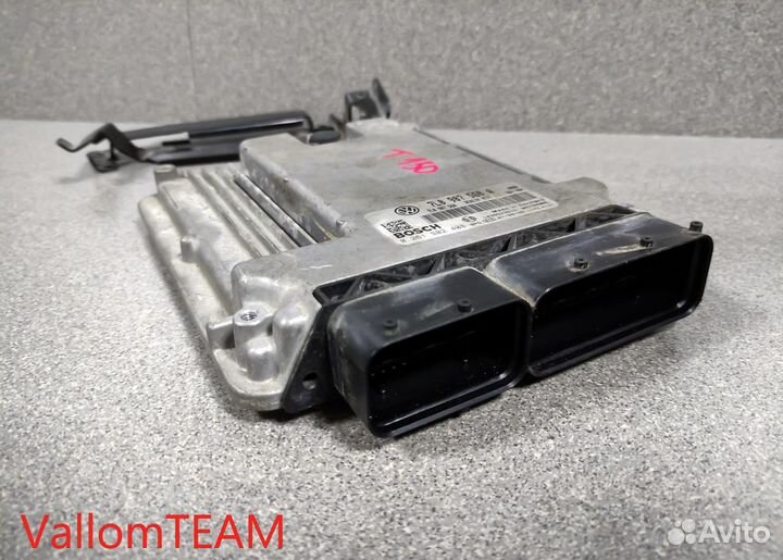 Лот T150 Блок управления двигателем двс VW Touareg