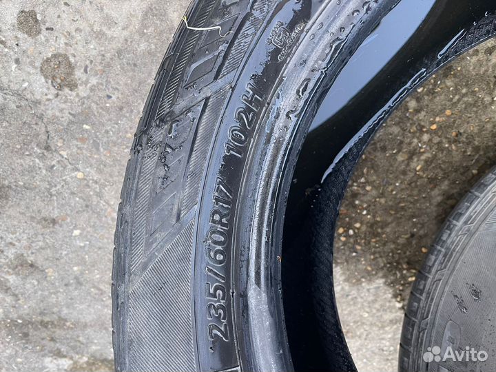 Hankook Dynapro HP RA23 235/60 R17