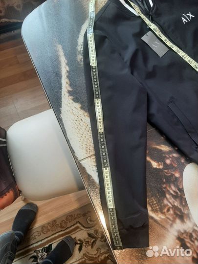 Ветровка 48р Армани ах