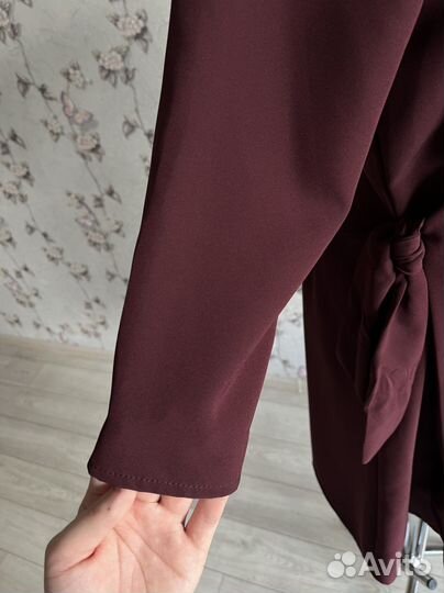 Платье выше колена