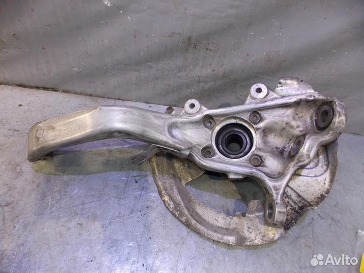 Кулак поворотный передний правый BMW X6 E71 2008