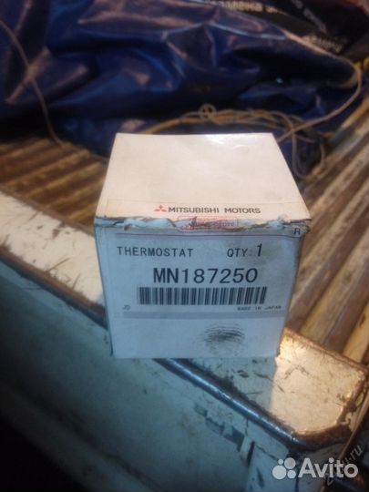 Термостат Mitsubishi XL