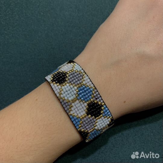 Браслеты из бисера