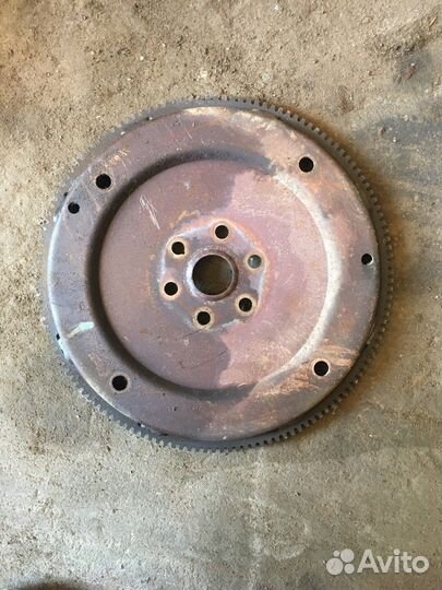 Маховик двигателя (Ford Focus)