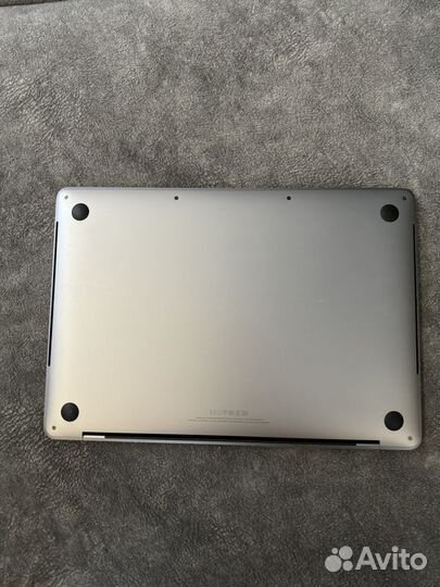 Macbook pro 13 touch bar