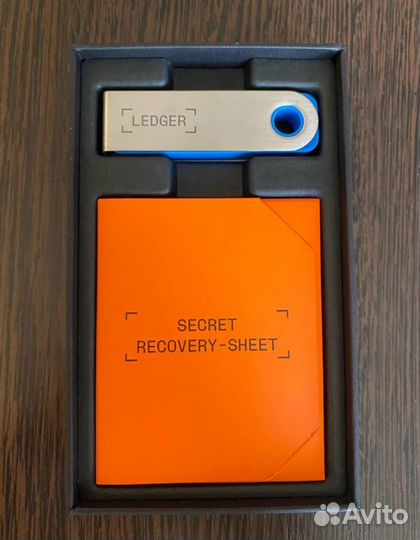 Холодный крипто кошелек Ledger Nano S