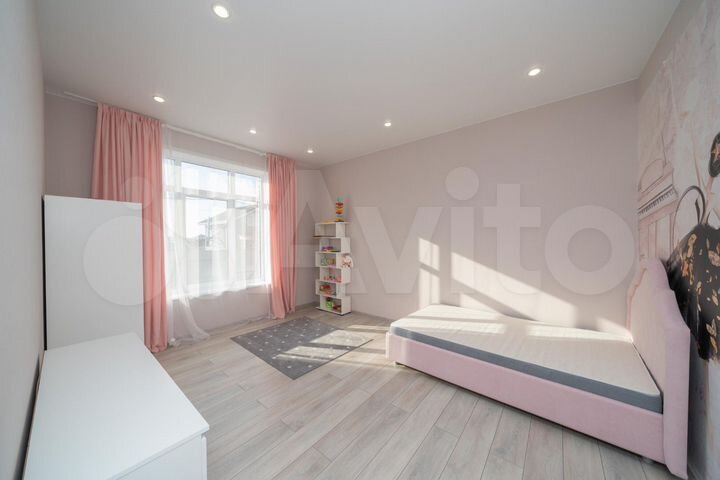 Дом 138 м² на участке 8 сот.