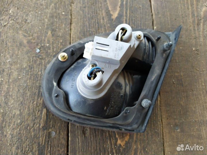 Фонарь задний левый Daewoo Lanos седан 2003