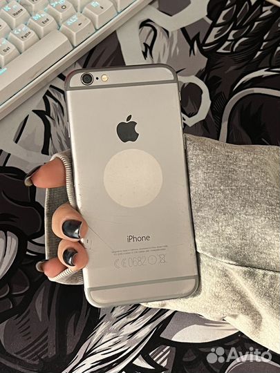 iPhone 6S, 32 ГБ