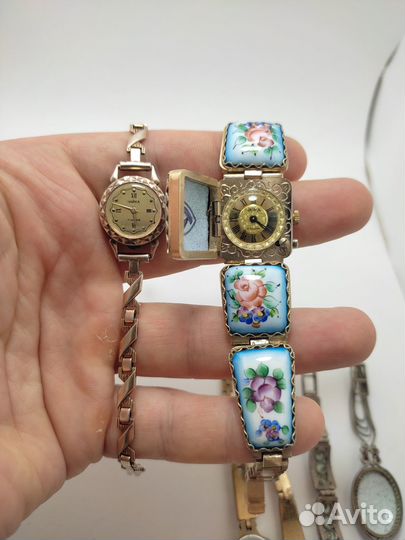 Янтарные часы СССР финифть
