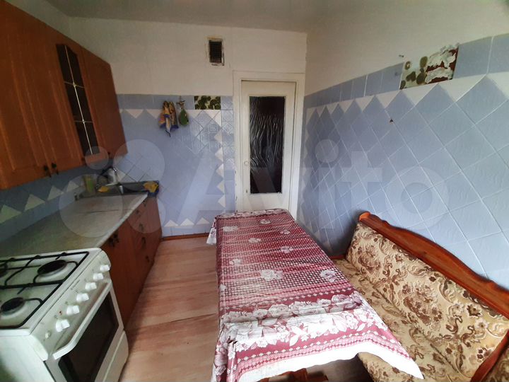 4-к. квартира, 83 м², 4/9 эт.