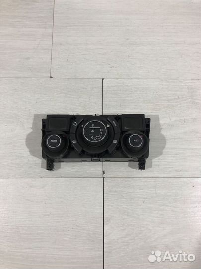 Блок климат контроля peugeot 308 1.6 ат хетчбек