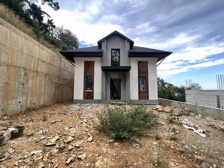 Дом 140 м² на участке 5 сот.