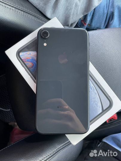 iPhone xr 64gb