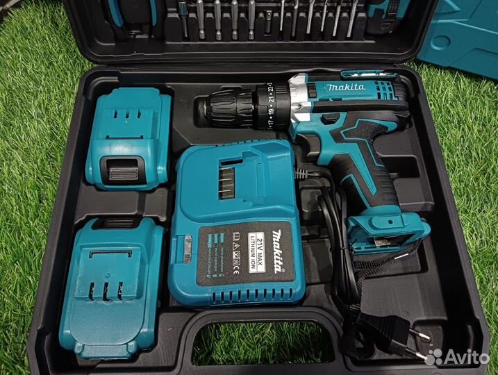 Шуруповерт с набором Makita 21v ударный новый