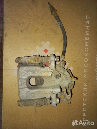 Суппорт задний на Тойота королла 150