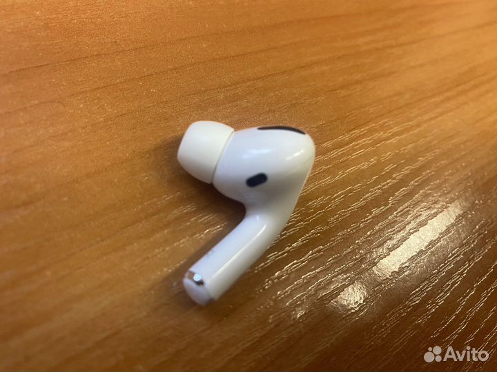 AirPods pro наушник правый