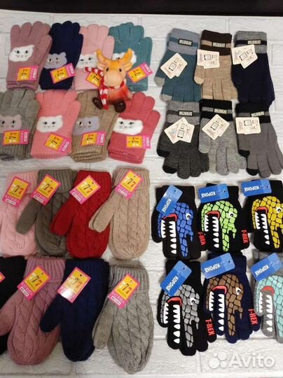Перчатки, варежки детские и подростковые новые