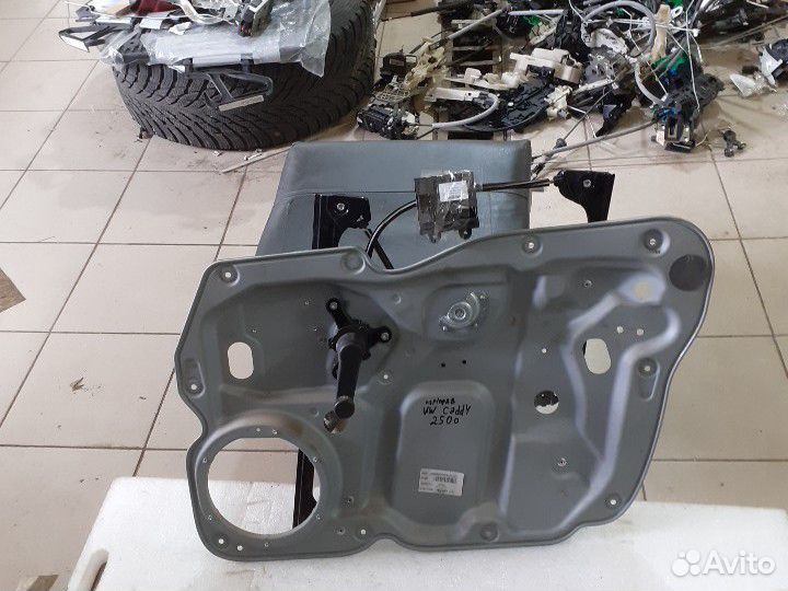Стеклоподъемник передний правый Volkswagen Caddy 3