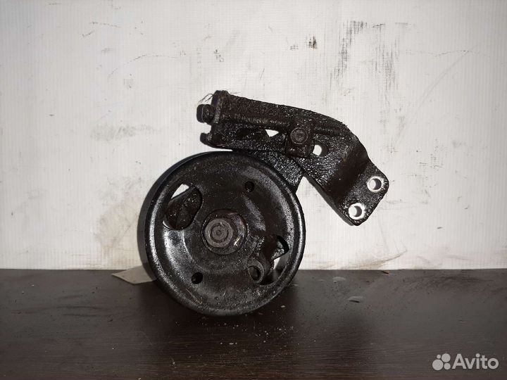 Nissan cefiro A32 насос гидроусилителя руля