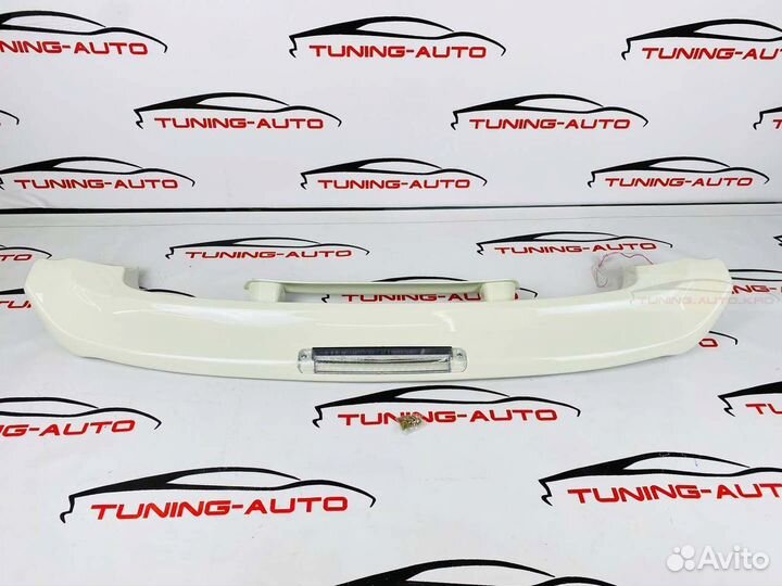 Спойлер на верх Toyota Land Cruiser 100 W6359