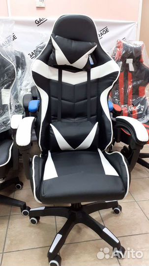 Геймерское (игровое) очень удобное кресло