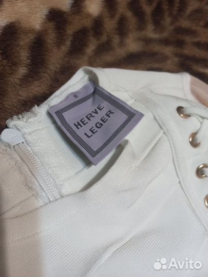 Бандажное платье